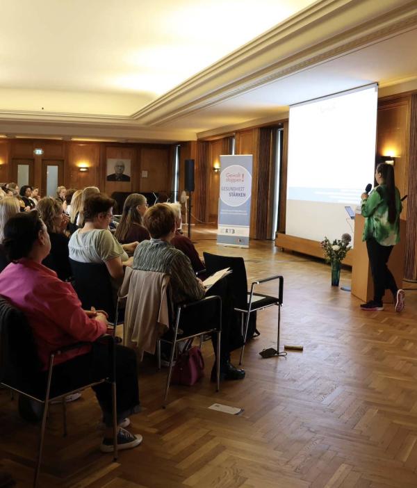 Vortrag zum Thema Digitale Gewalt am Aktionstag des Runden Tisch Berlin am 02.09.2026